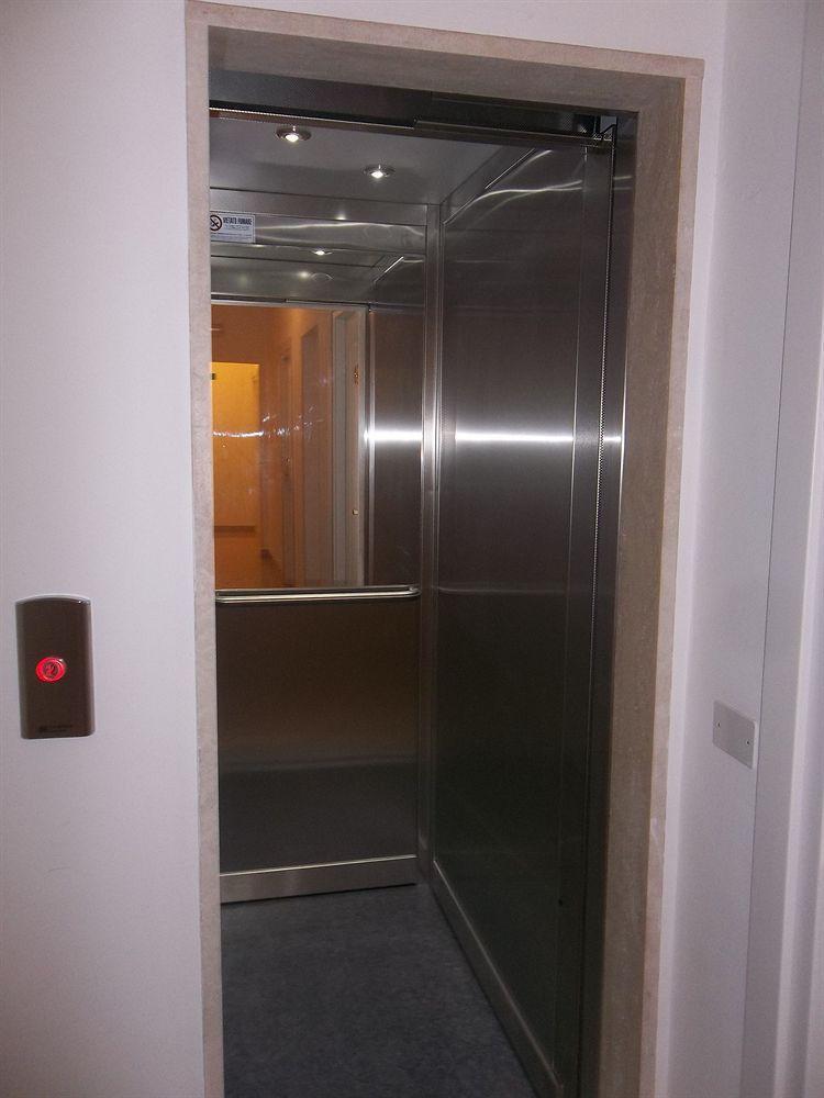 Hotel Amalfi Milano Eksteriør bilde