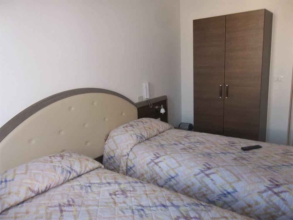 Hotel Amalfi Milano Eksteriør bilde