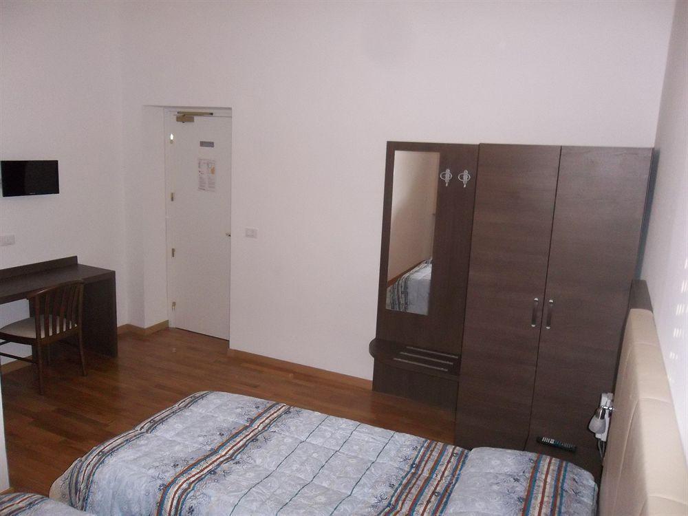 Hotel Amalfi Milano Eksteriør bilde